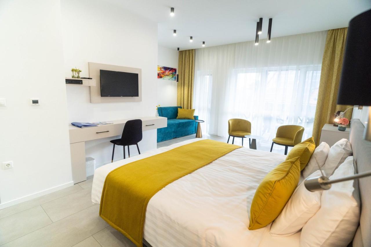 La Vita Premium Panzio Gyula Exterior foto